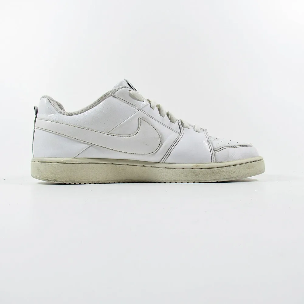 NIKE Back Board 11
